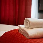 Henriks Otel Skien