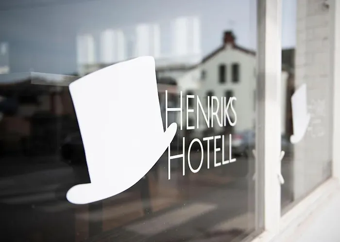 Hotel Henriks 3*