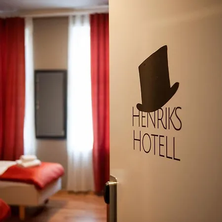 Henriks 3*